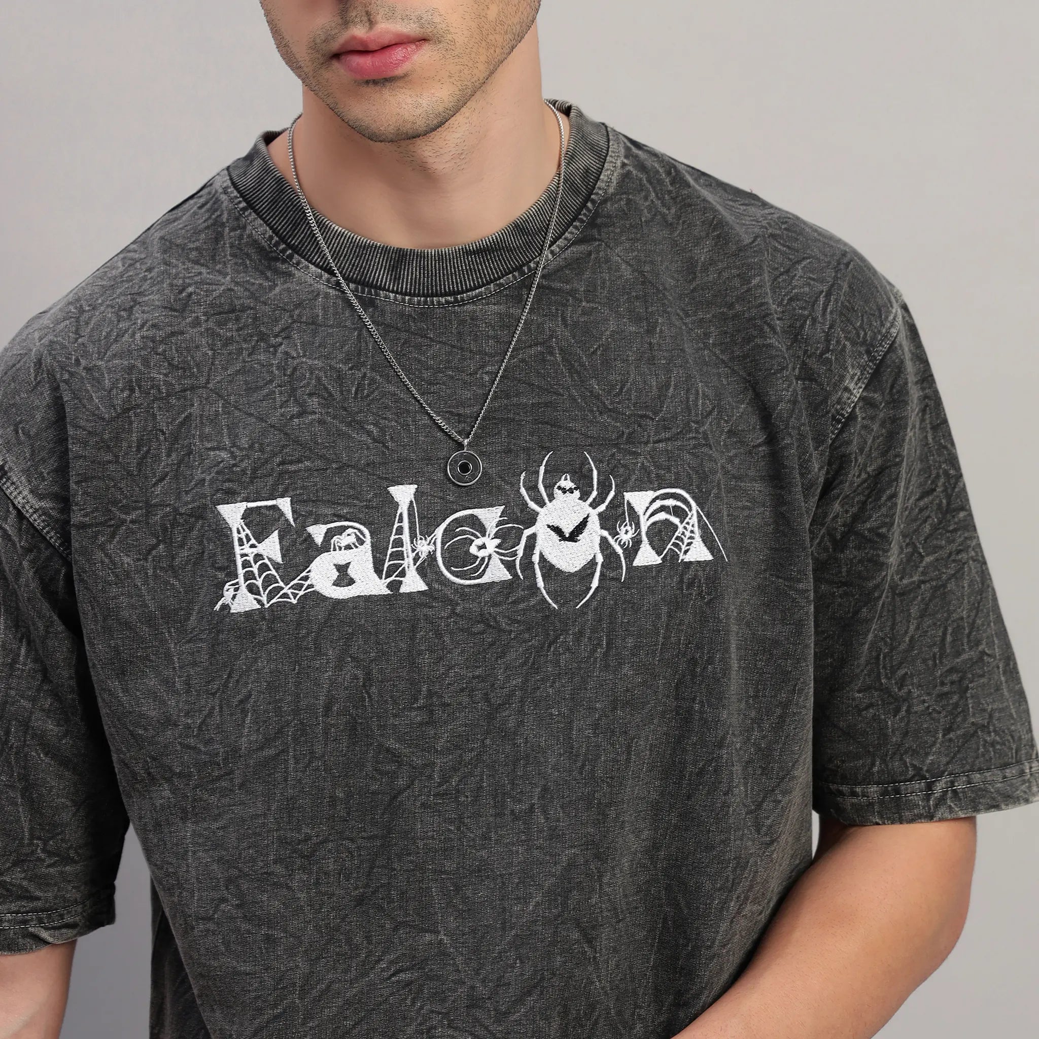 DARK GRAY WEB ACID WASH T-SHIRT