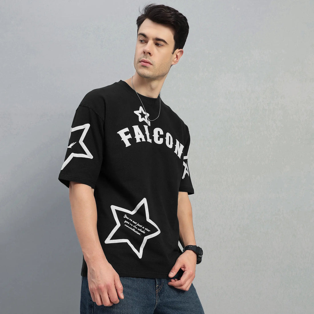 BLACK WHITE STAR TEE
